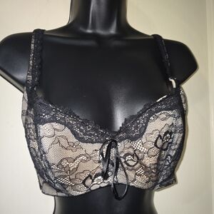 Frederick's of Hollywood Black Lace Bra 36D Corset Accent Front With Bow 36D